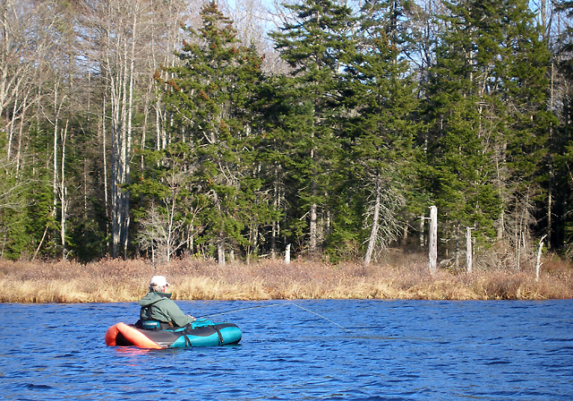 Pontoon fly trolling